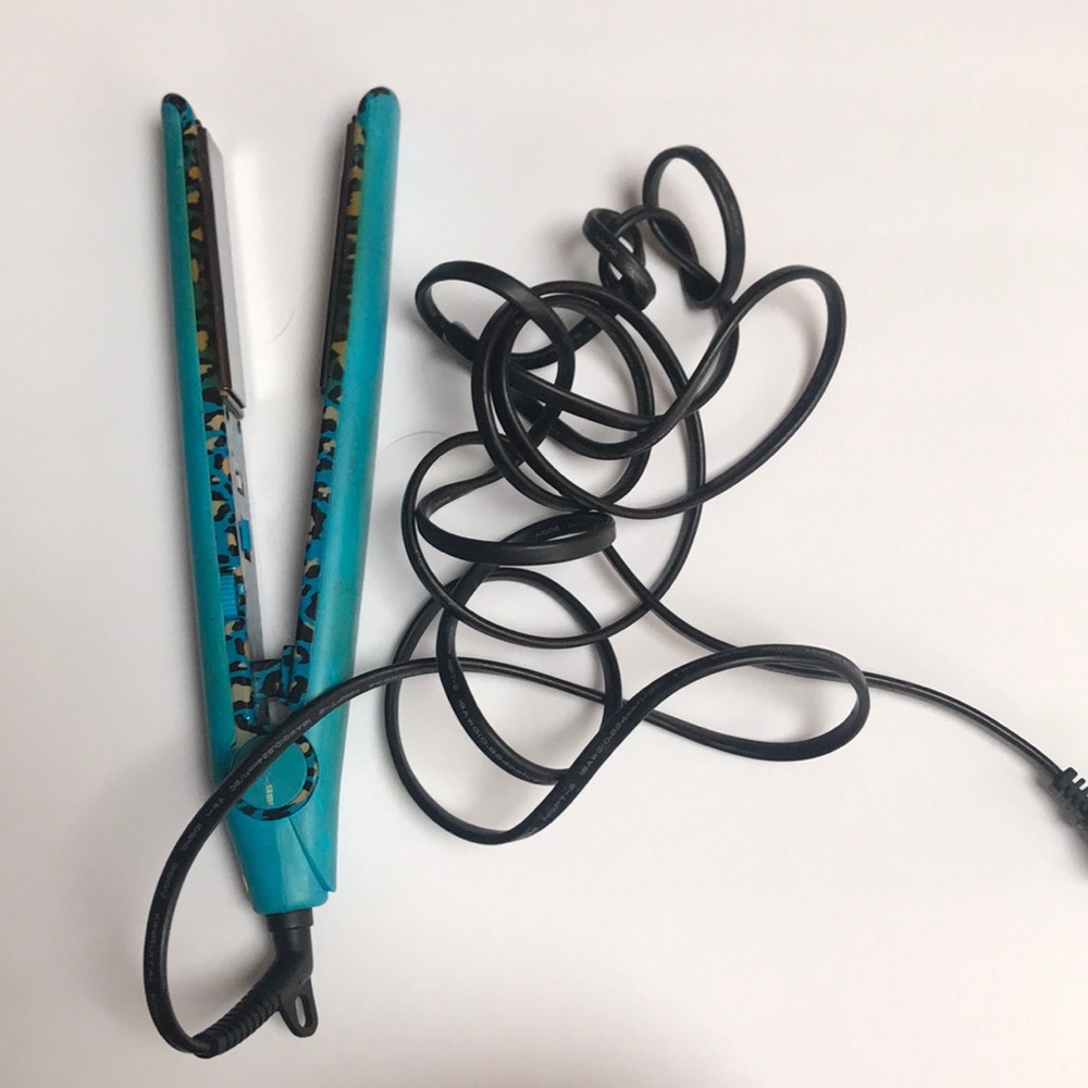 Straightener